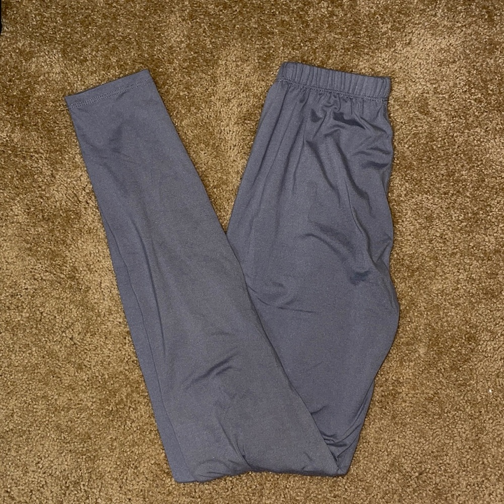 Grey leggings
